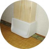 ディアウォール収納システムと床の接地面,つっぱり壁面収納DIY