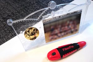 i45_top おもちゃ・小物の修理に、UV接着剤がダントツで便利な理由