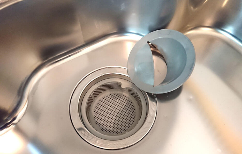 プラスチック製のゴミ受けと蓋