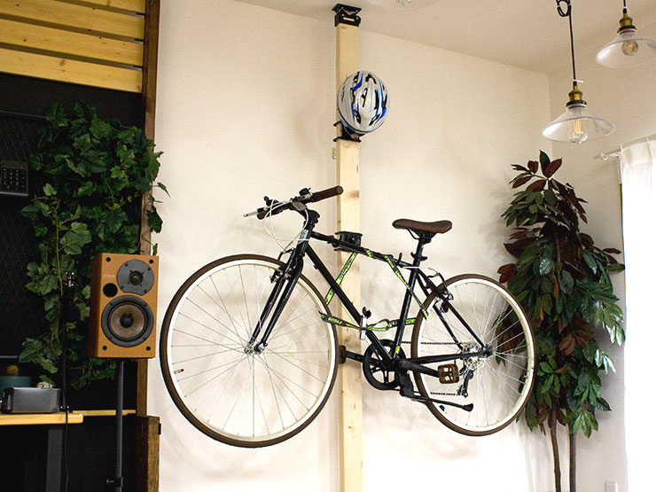 浮かせて魅せるカッコいい自転車ディスプレイ